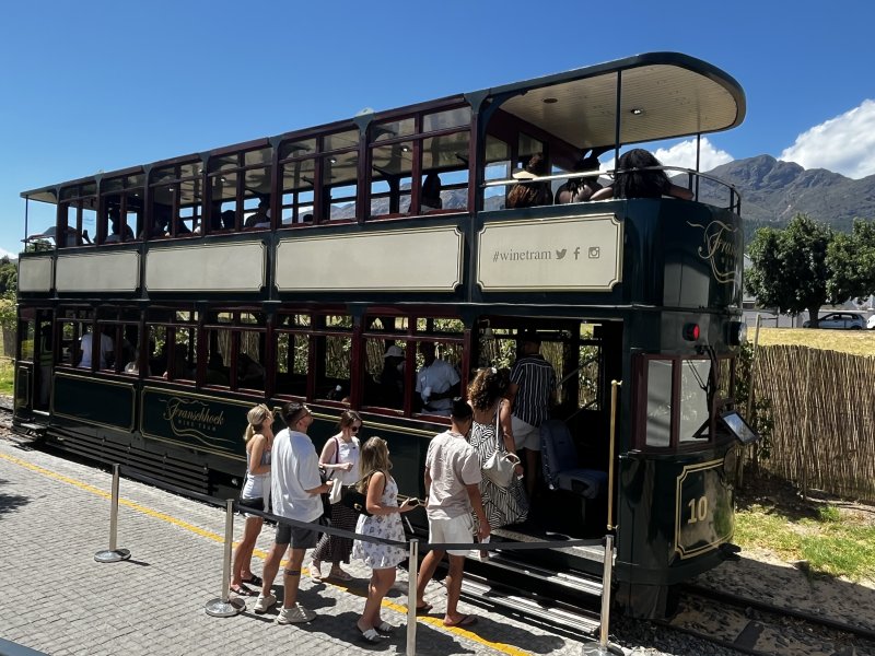 Wine tram 